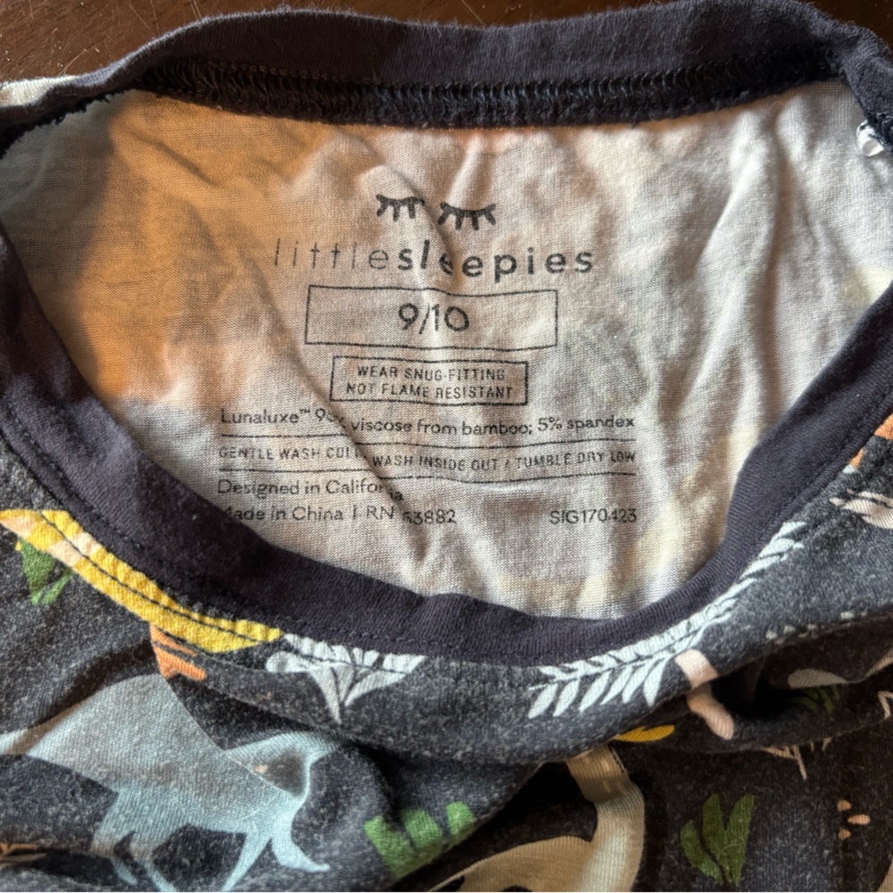 Little Sleepies Dinosaur Pajama Set - size 9/10 - Picture 2 of 3